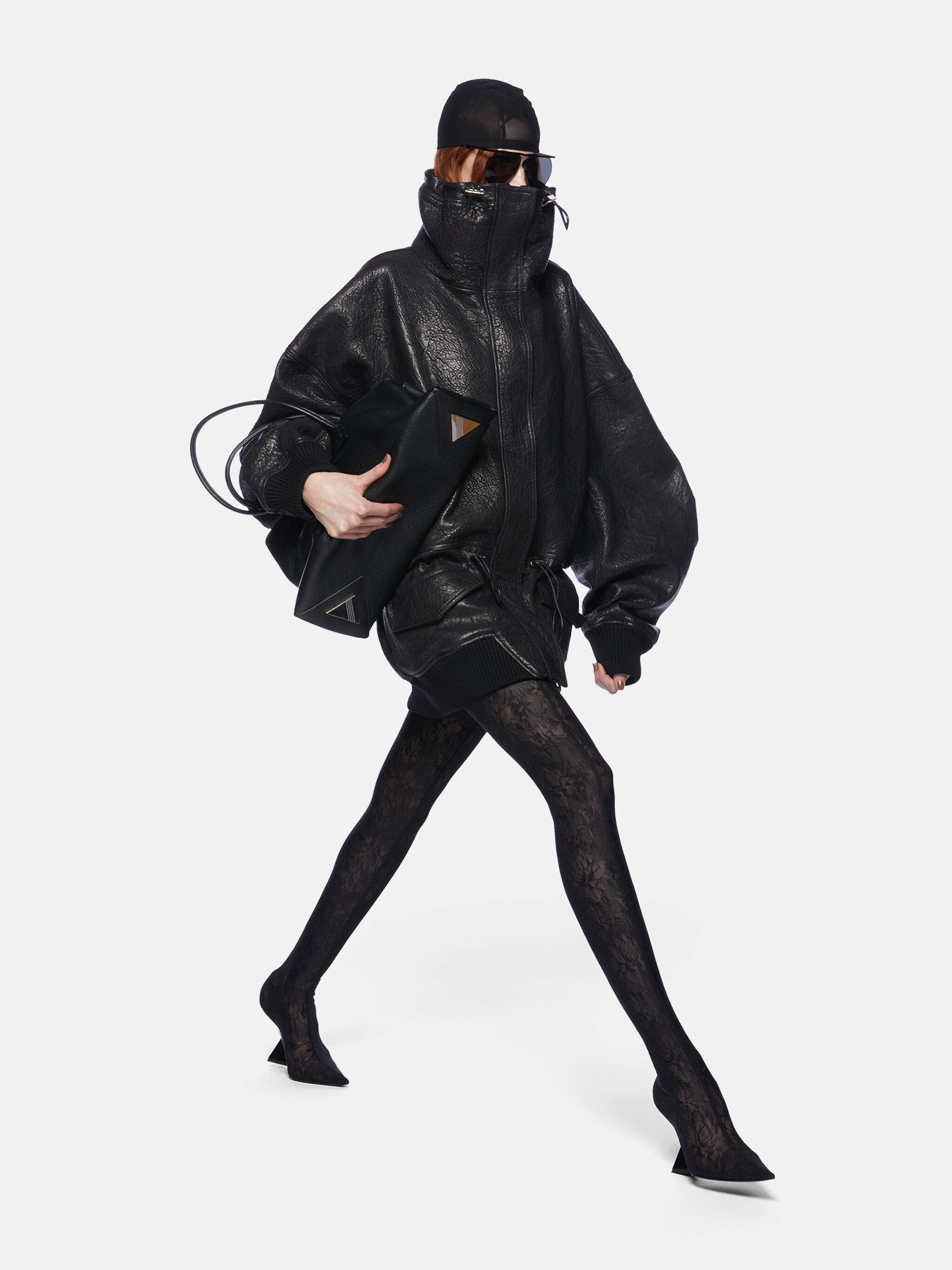 BLACK WINDBREAKER - 4