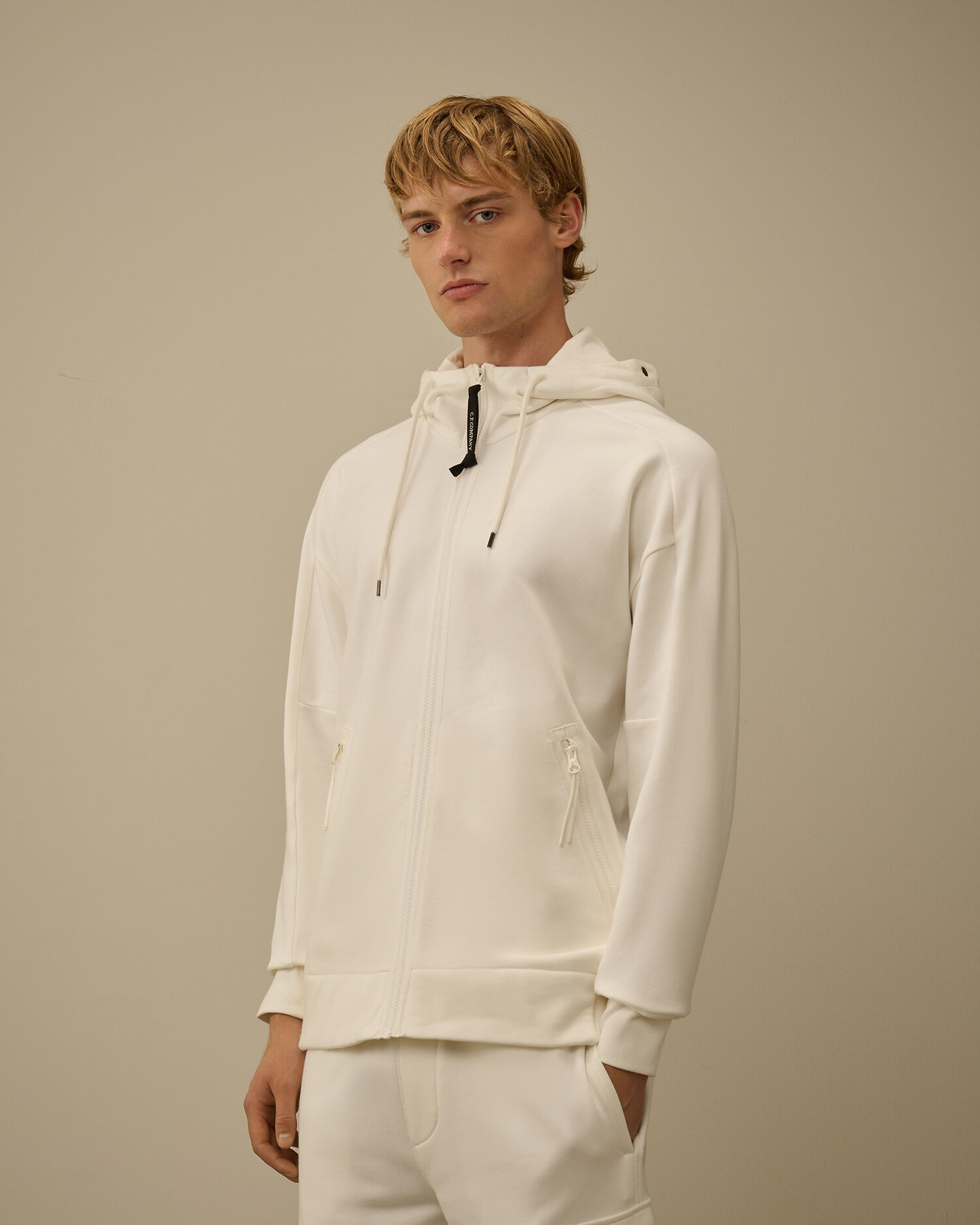 Diagonal Raised Fleece Goggle Sweatshirt - 3