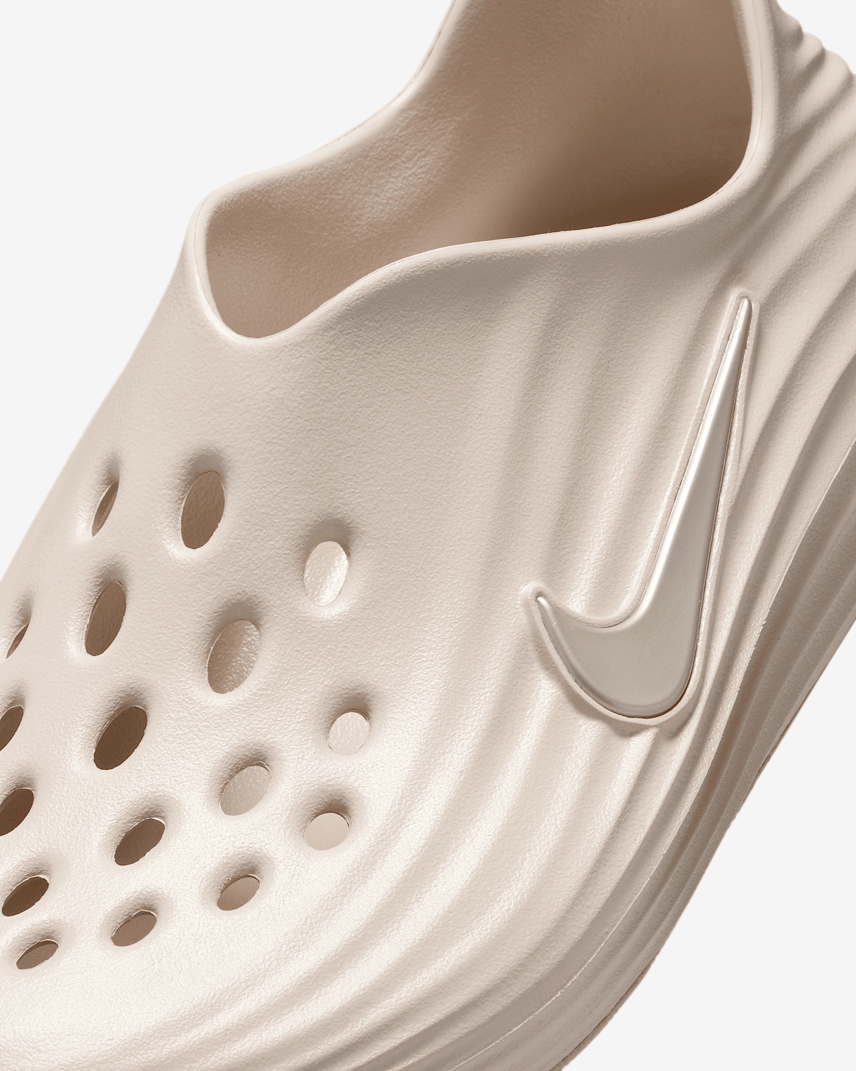 Nike ReactX Rejuven8 Women's Shoes - 7