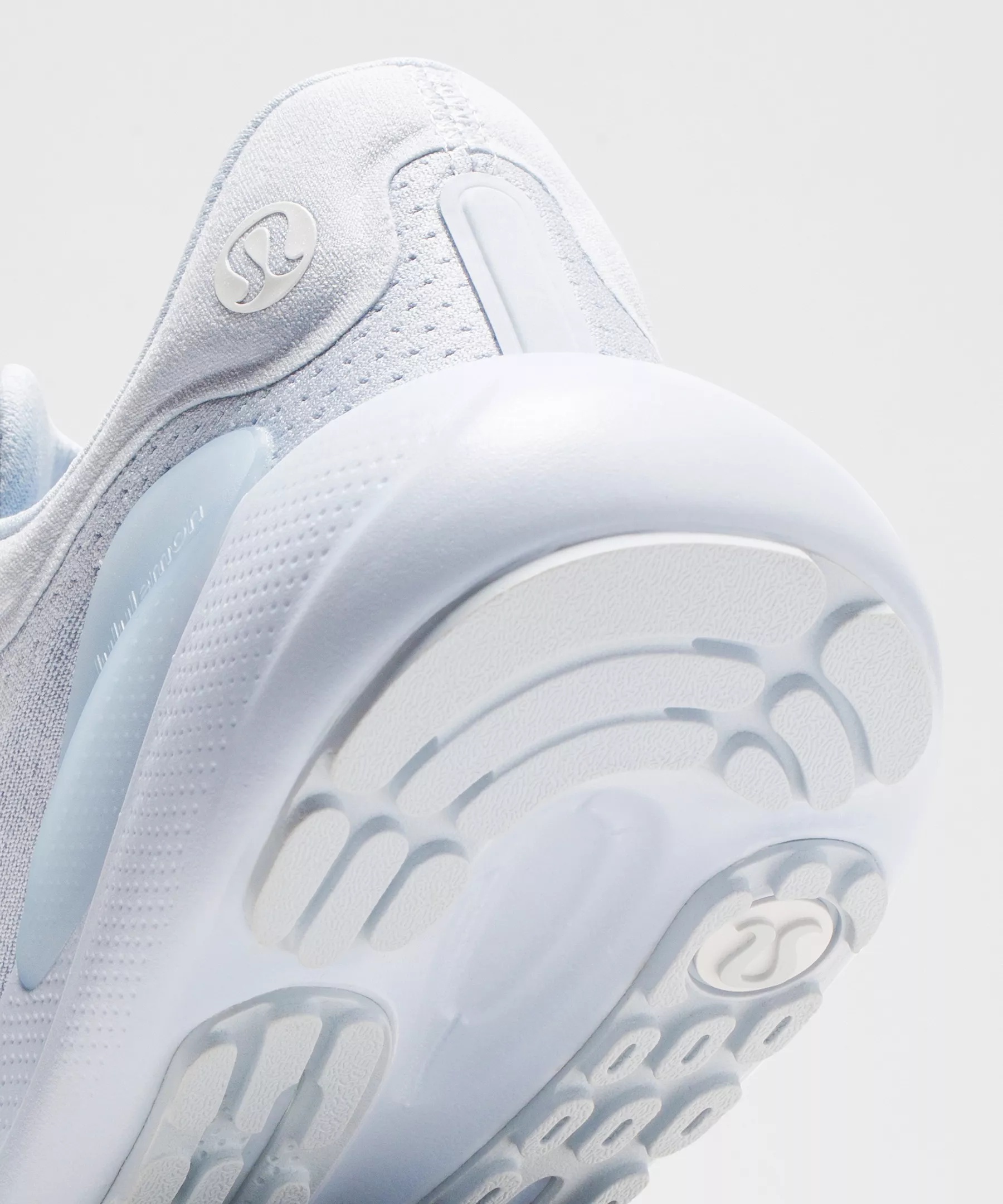 Women's Beyondfeel Running Shoe - 8