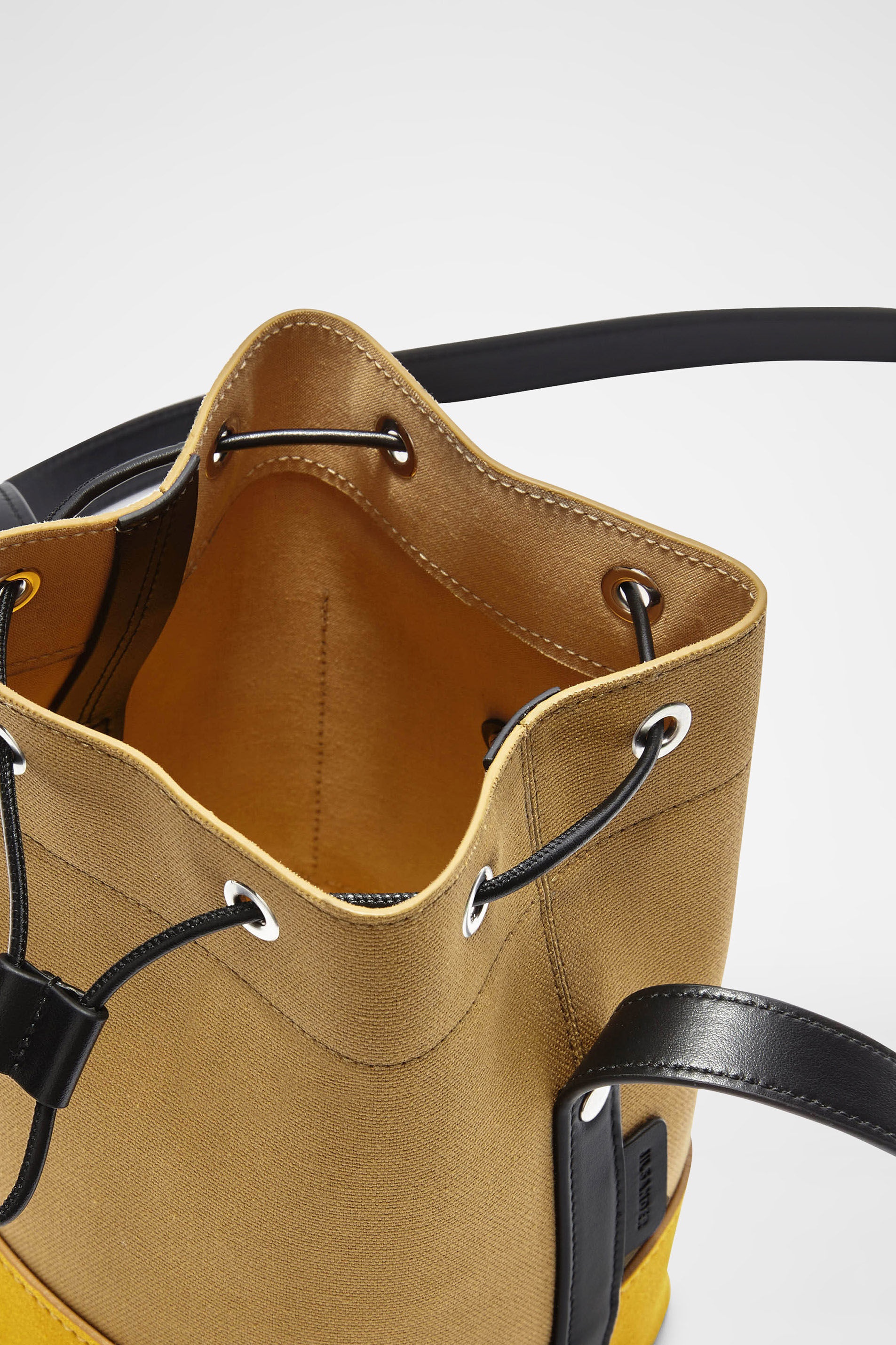 Base Drawstring Crossbody - 3