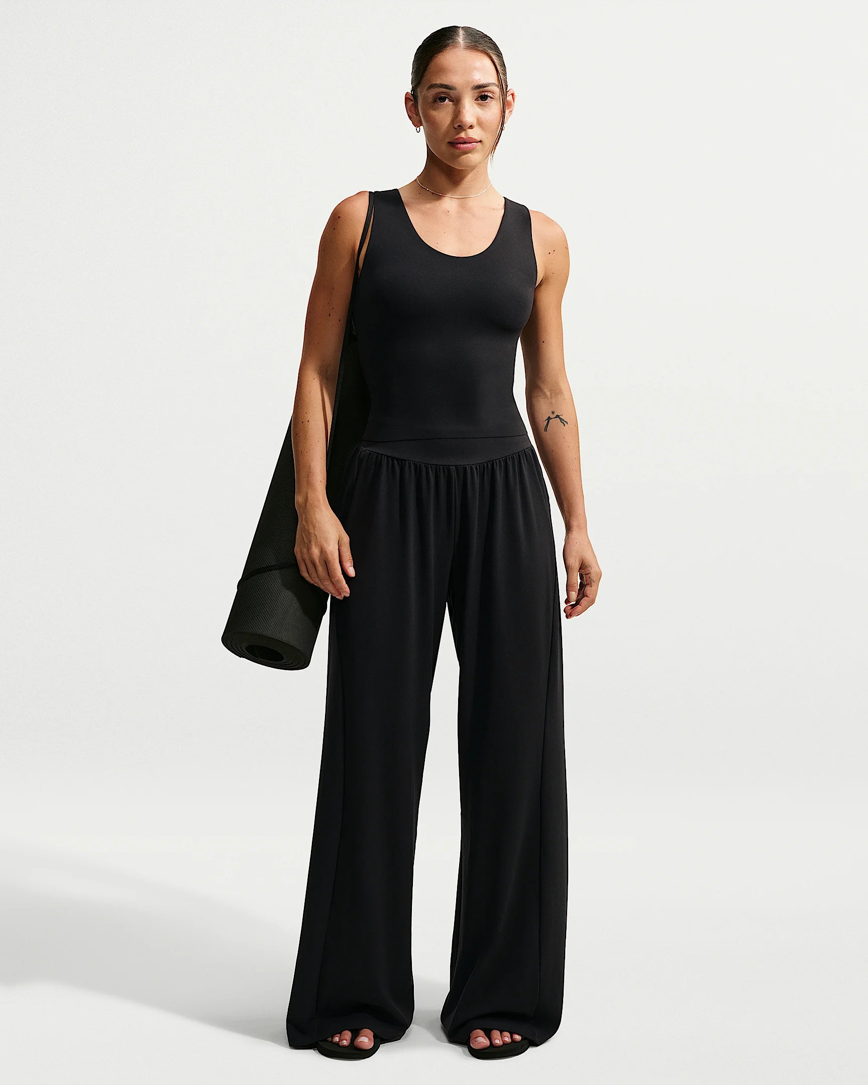 Nike Zenvy Women's Mid-Rise Wide-Leg Pants - 1