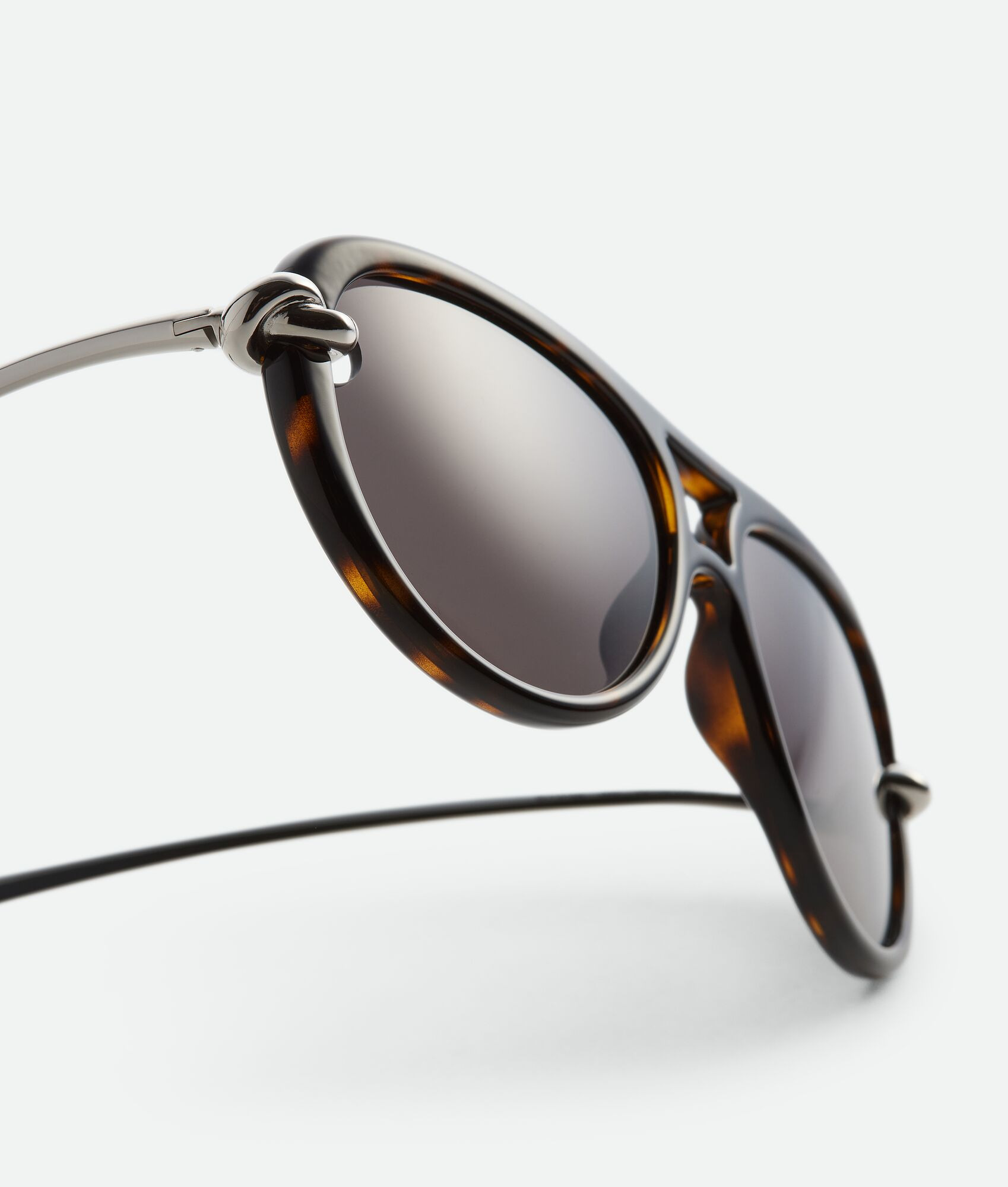 Knot Aviator Sunglasses - 3