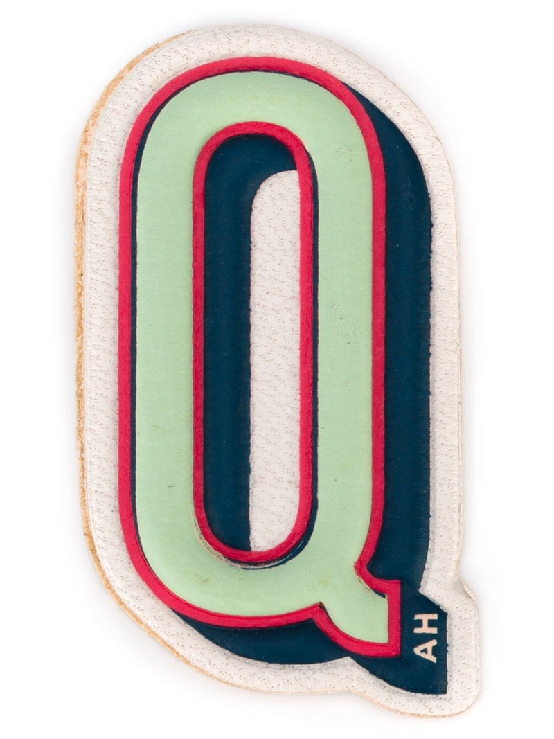 'Q' sticker 1