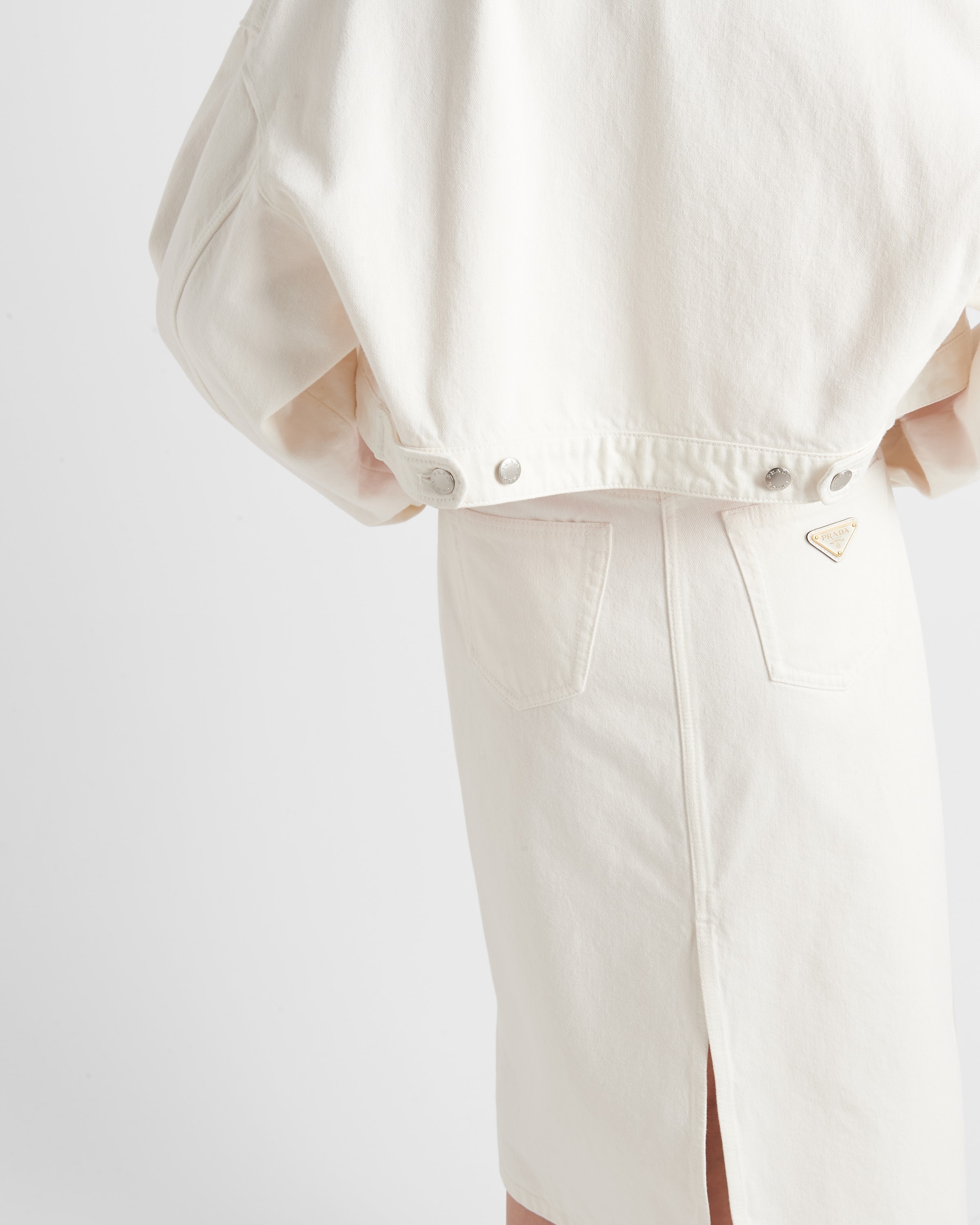 ブルゾン Prada White Cotton Reversible Jacket Prada Reversible Cropped Down Jacket - Chalk White
