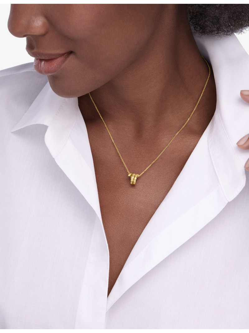 BVLGARI Serpenti Viper 18ct Yellow Gold Pendant Necklace outlook