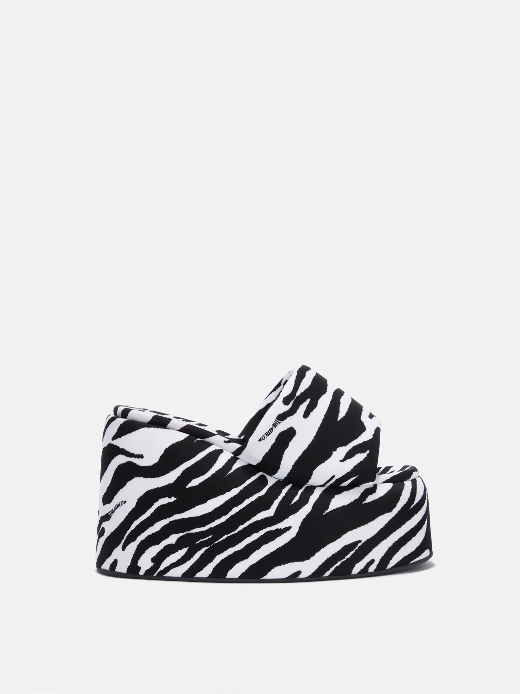 ''MOCHI'' WHITE AND BLACK FLATFORM - 1
