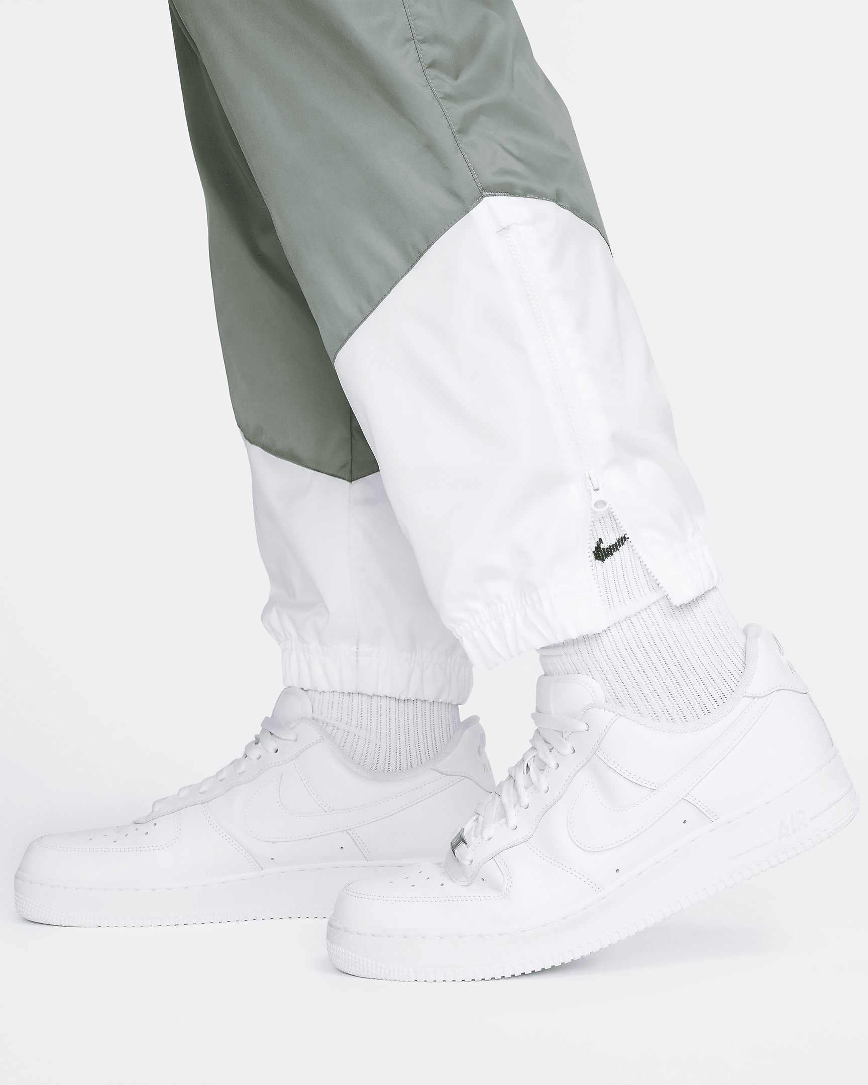 Nike Windrunner Men's Woven Lined Pants - 14