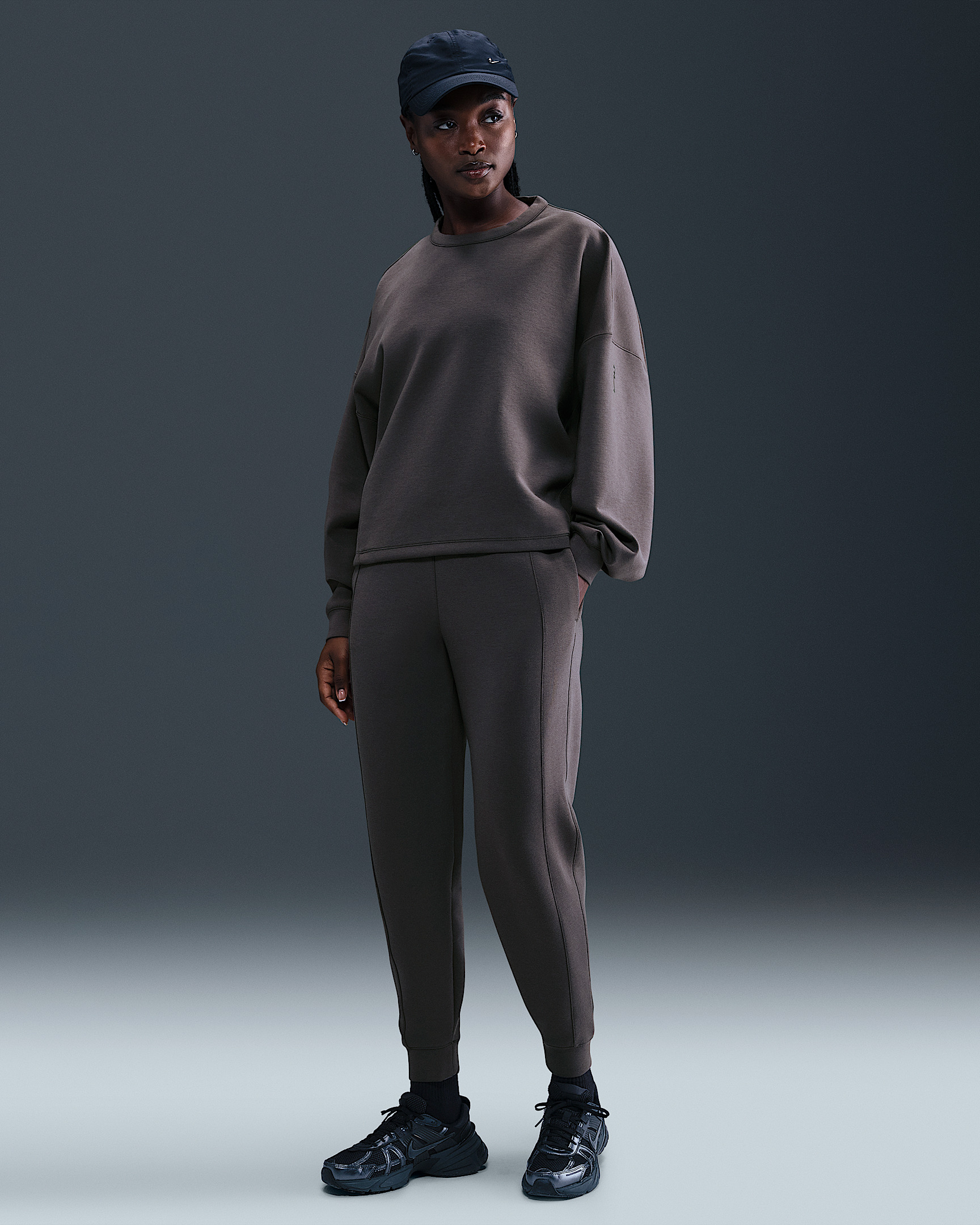 Nike 24.7 ImpossiblySoft Women's Dri-FIT Oversized Crew-Neck Top - 4