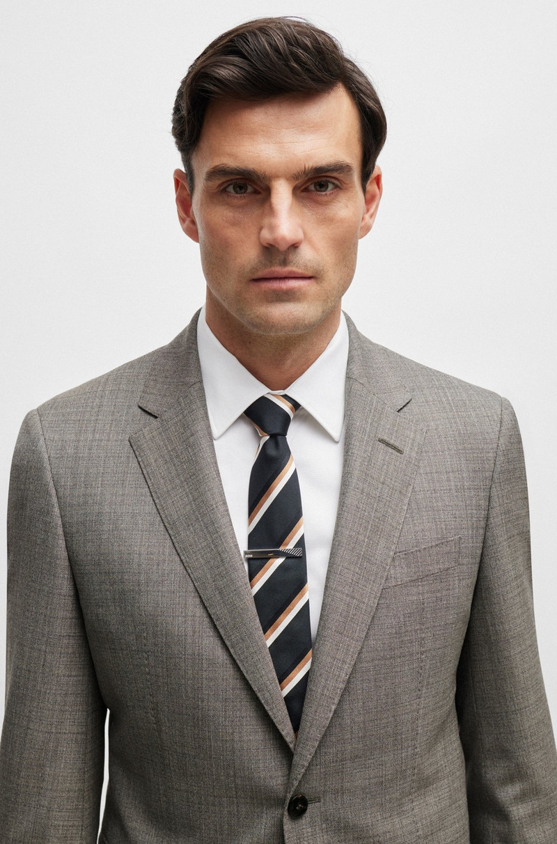 SLIM-FIT SUIT IN MICRO-PATTERNED STRETCH WOOL 5