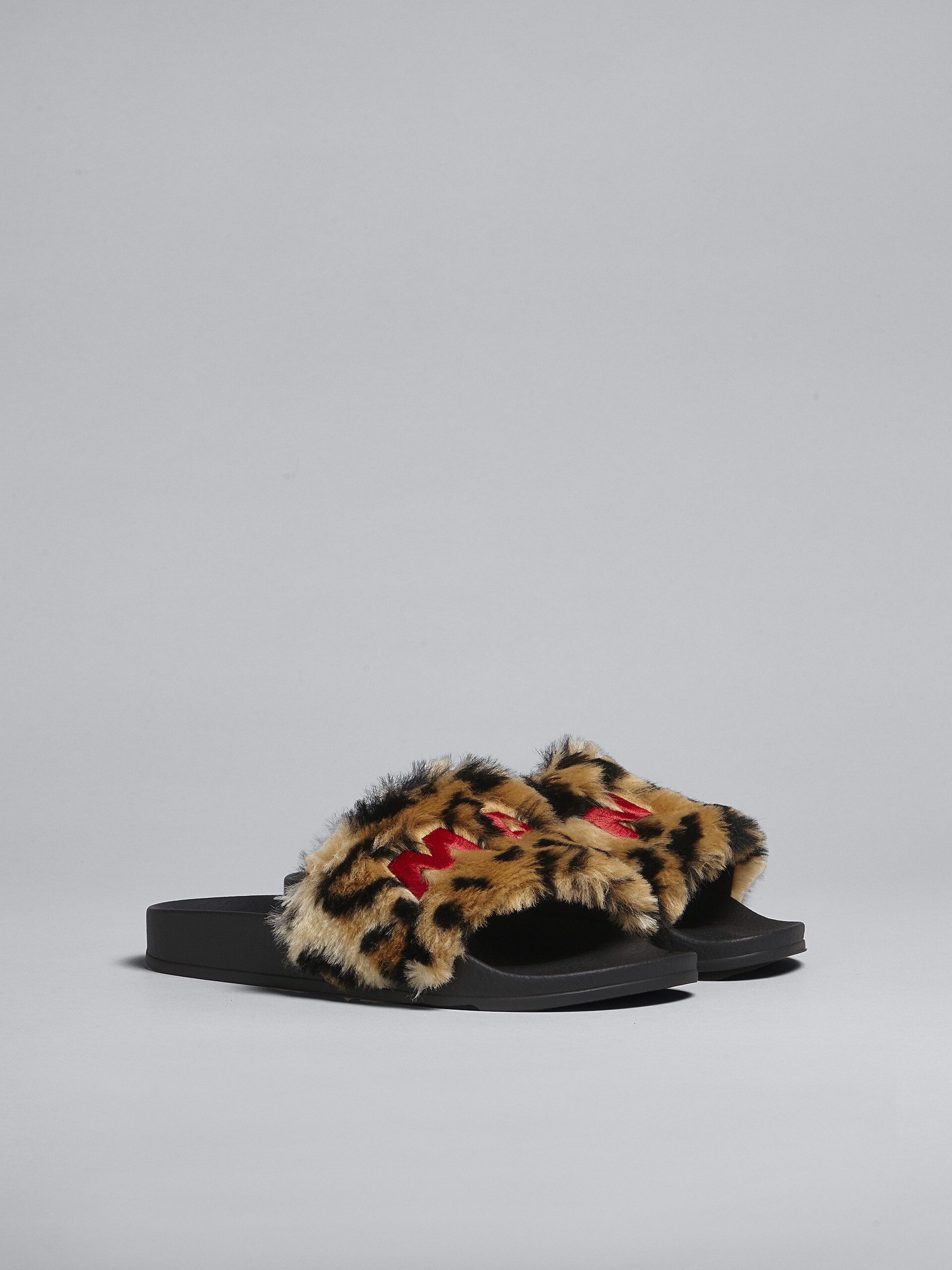 LEOPARD PRINT FAUX FUR SLIDE - 2