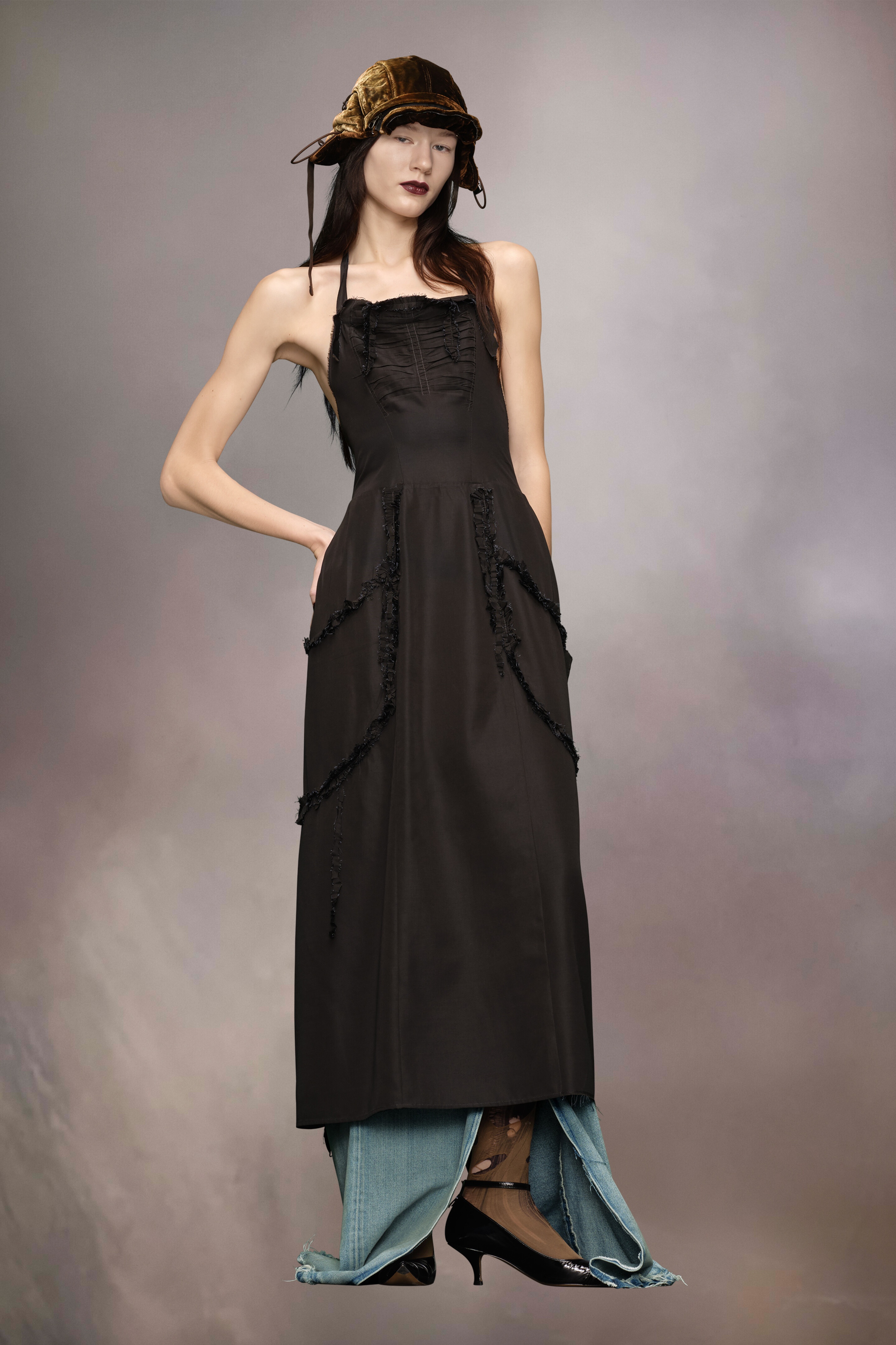 【送料&関税込】Maison Margiela Silk Blend Dress Maison Martin Margiela Paris. Black Viscose/Silk Blend Cut