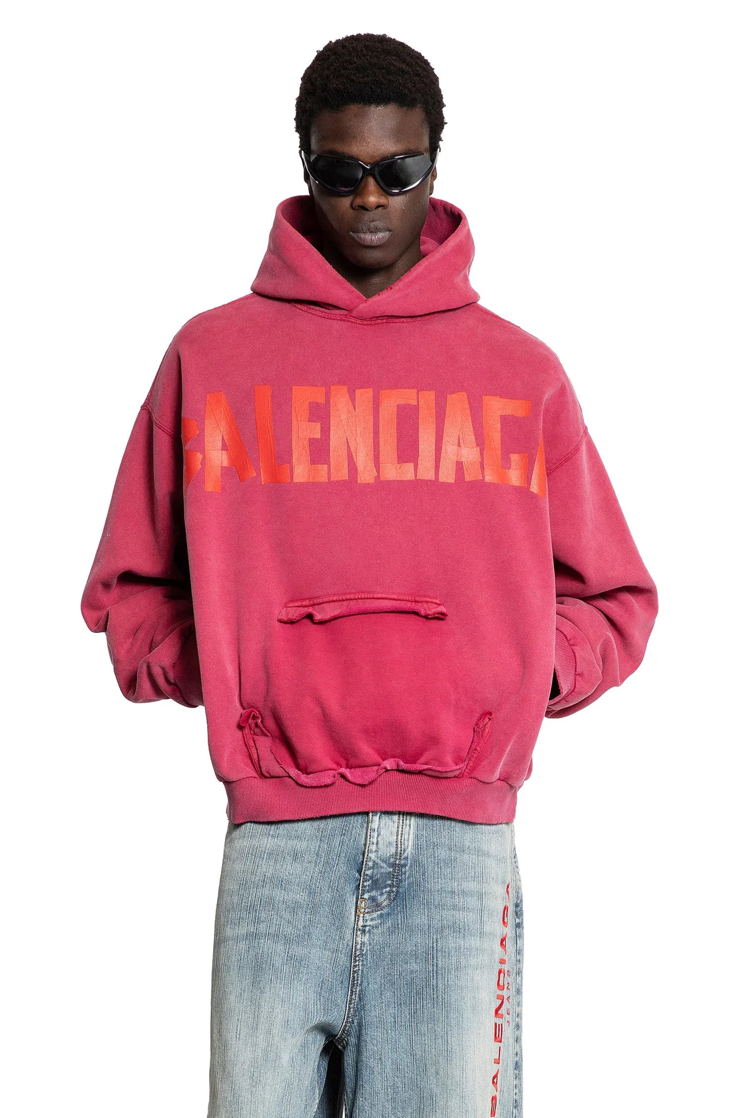 Tape-Type-Ripped-Pocket-Hoodie - 5