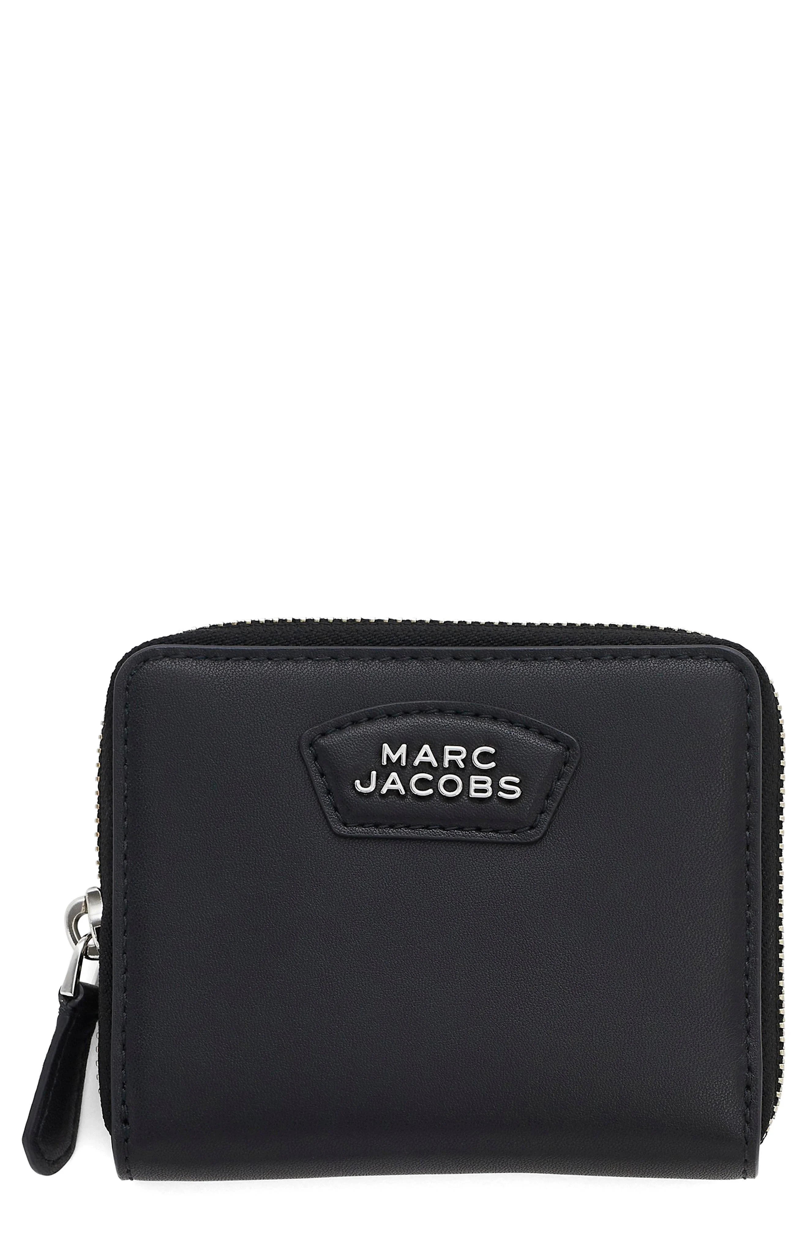 Marc Jacobs The Everyday Slim Compact Wallet in Black at Nordstrom - 1