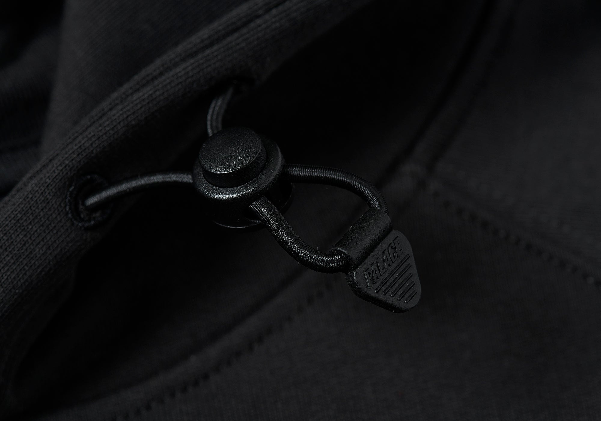 TRI POCKET HOOD BLACK - 4