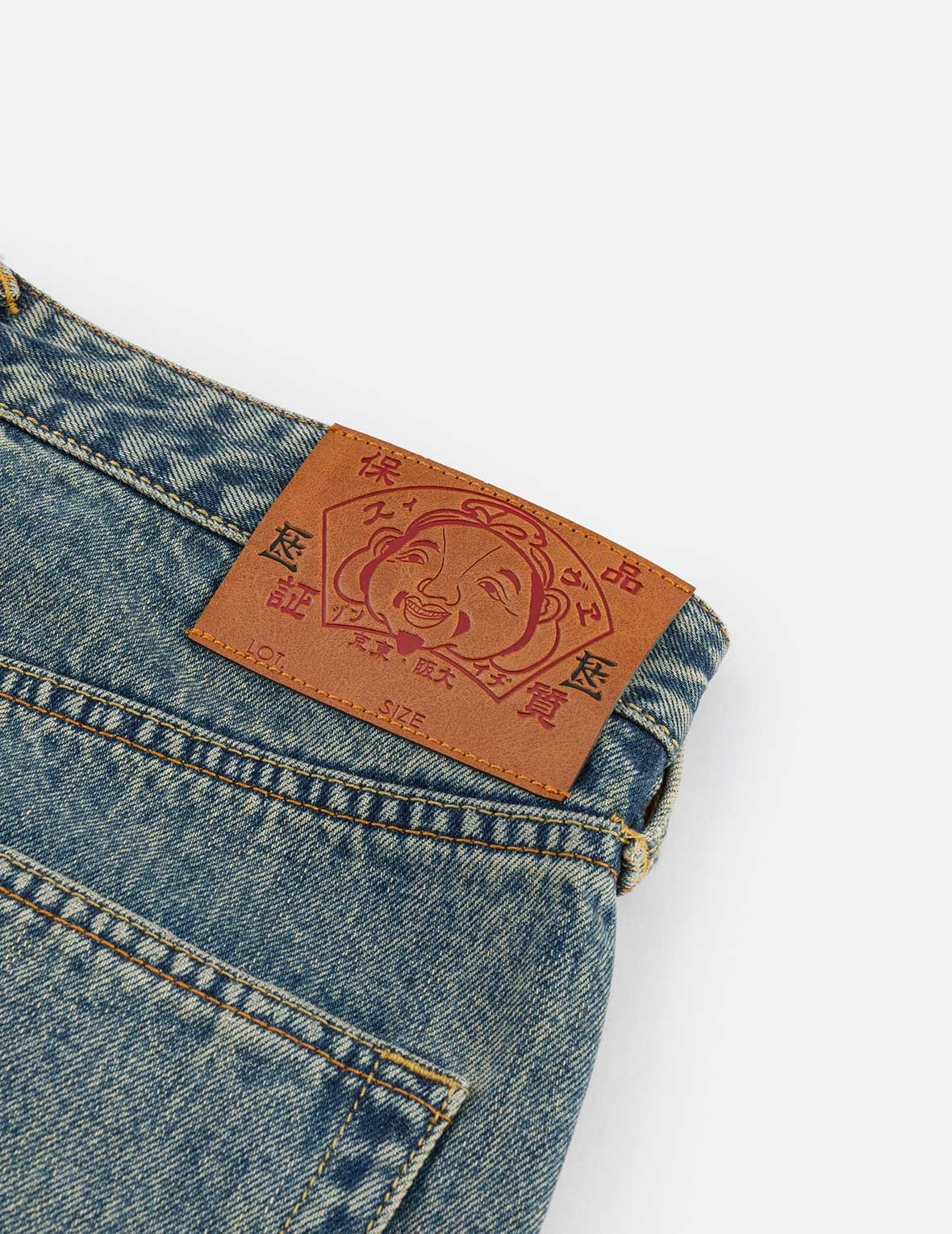 EVISU X F-LAGSTUF-F Dirty Washed and Embroideried Multi-Pocket Relax Fit Denim Jeans - 11