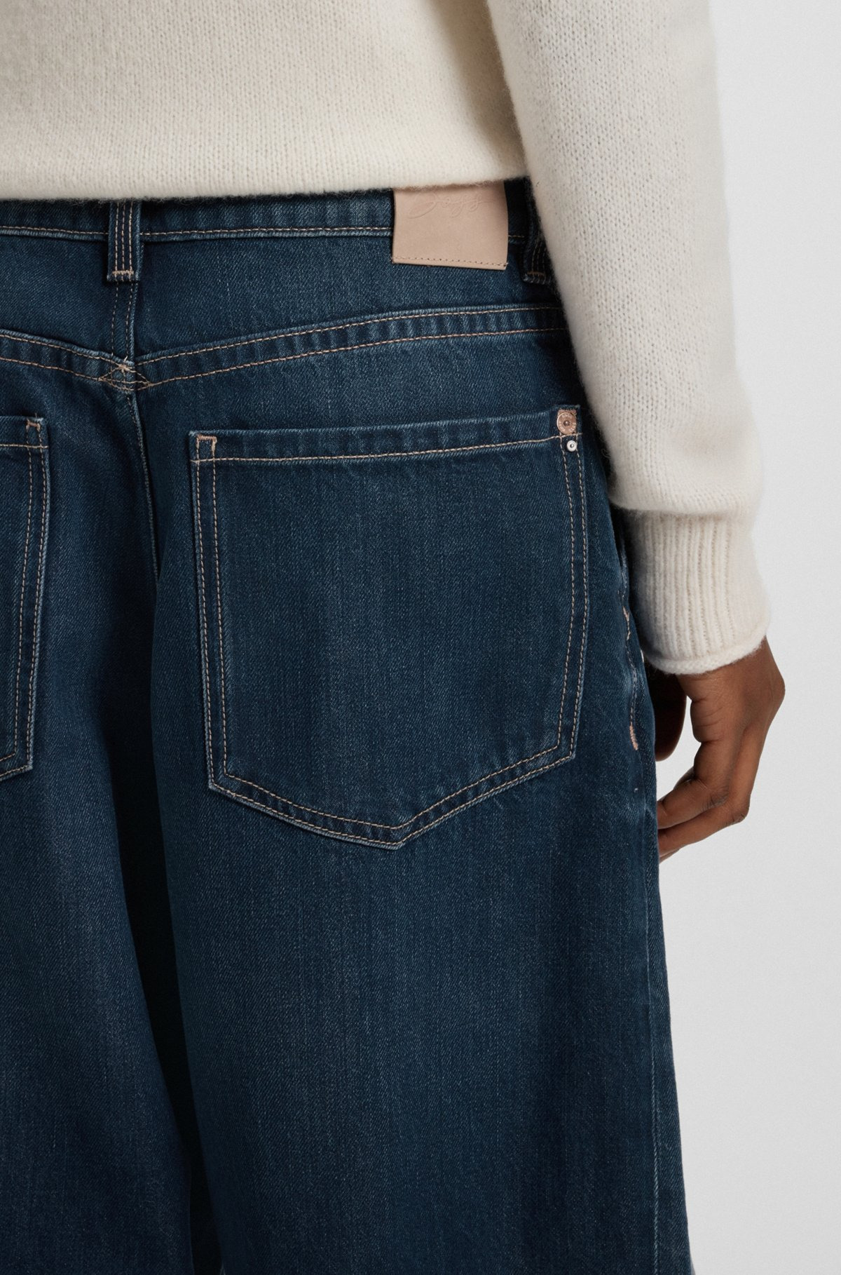 WIDE-LEG JEANS WITH FRONT PLEATS - 5