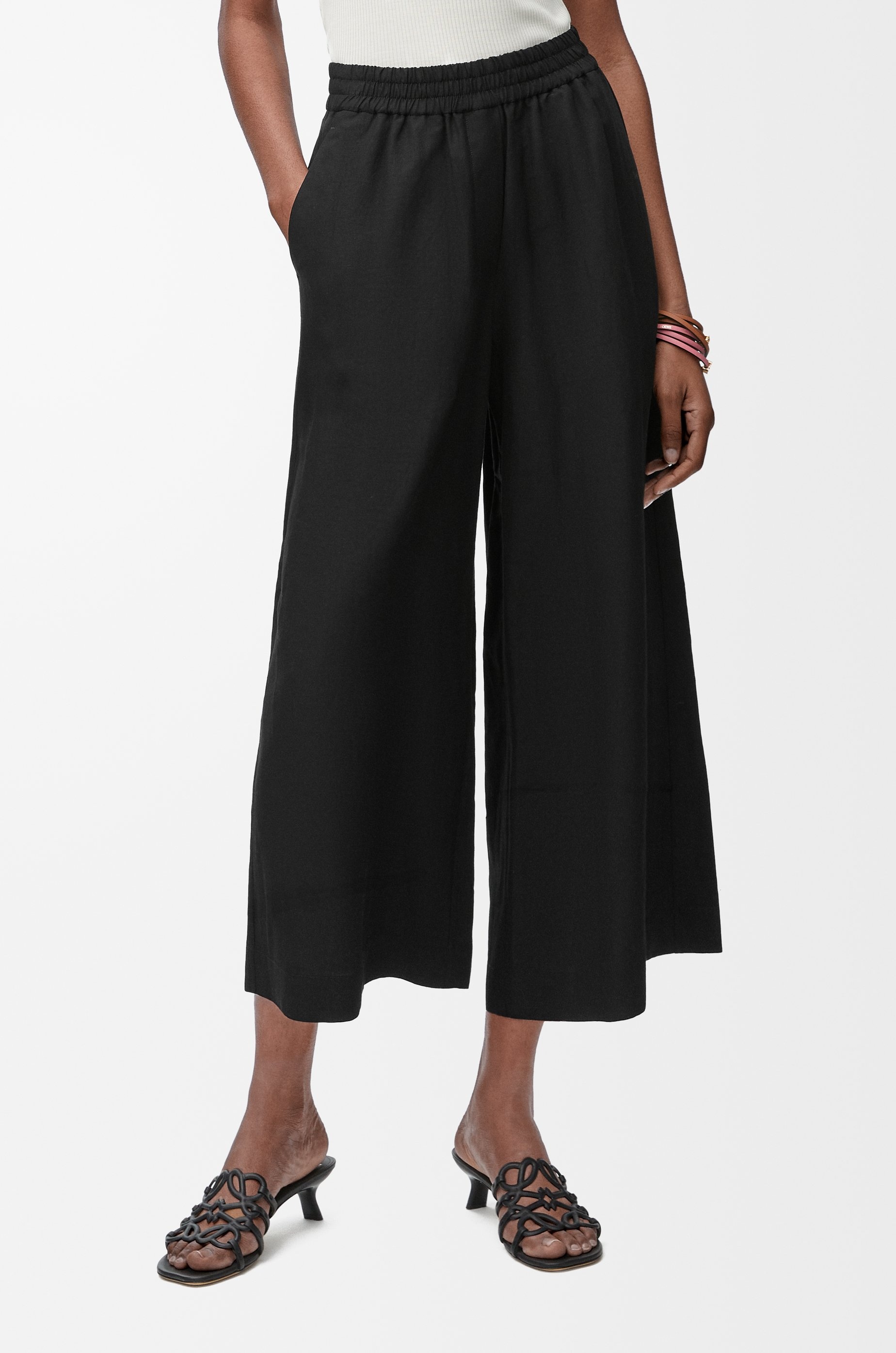 Cropped trousers in viscose and linen - 3