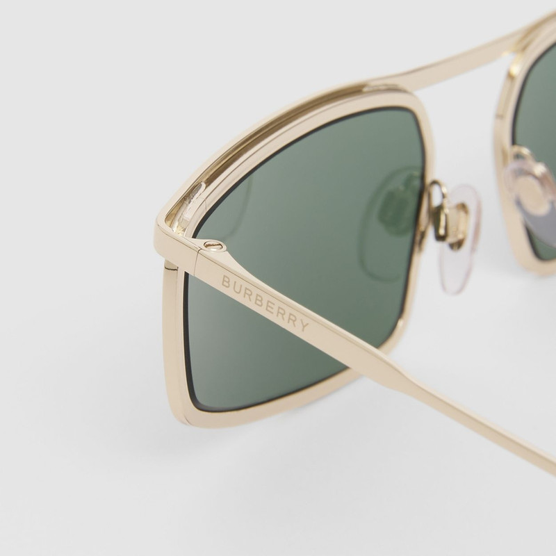 Burberry Logo Detail Rectangular Frame Sunglasses outlook