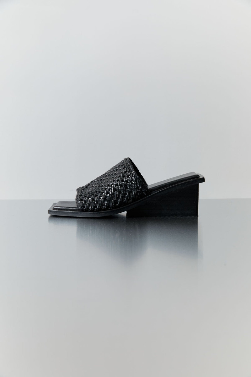 90s Macrame Wedge Heel - Black 3