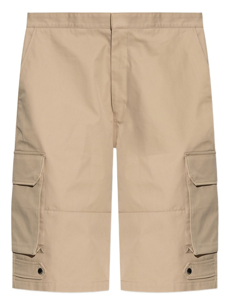 cargo-pockets shorts 1