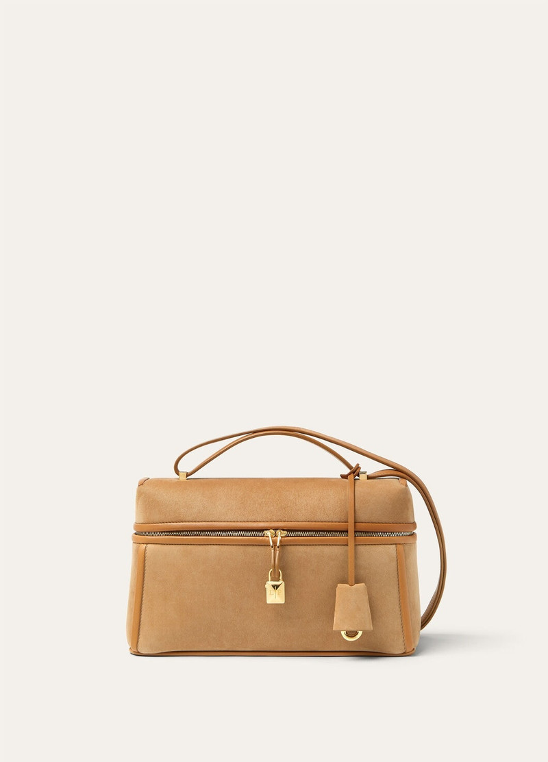Loro Piana Extra Bag L27 outlook