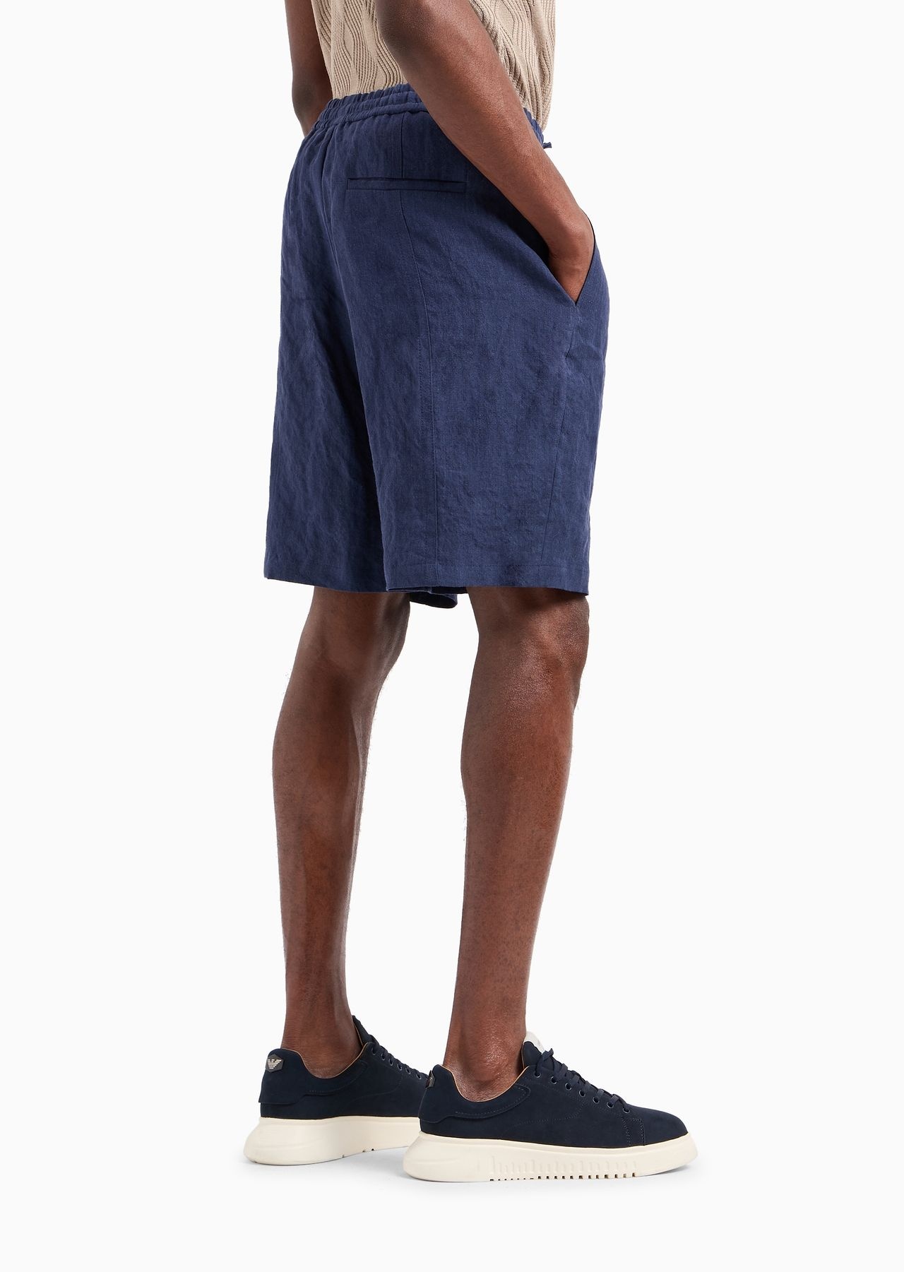 Faded linen with a crêpe texture drawstring board shorts with drawstring - 3