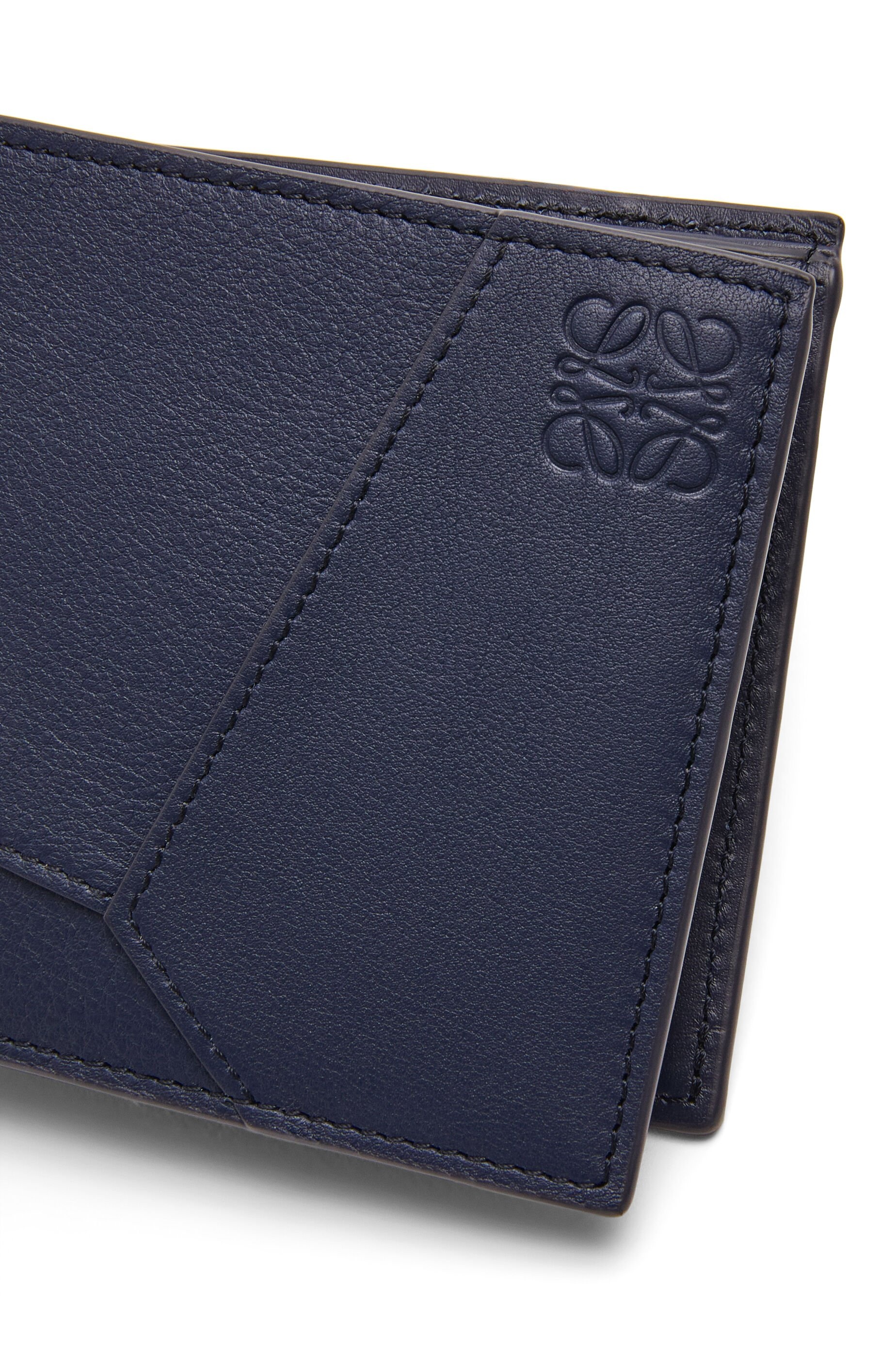 Puzzle bifold coin wallet in classic calfskin - 5