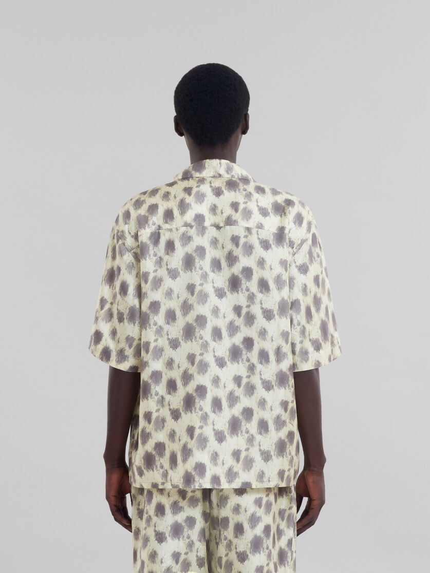 LIGHT YELLOW SILK BOWLING SHIRT WITH CRAYON LEOPARD PRINT - 3