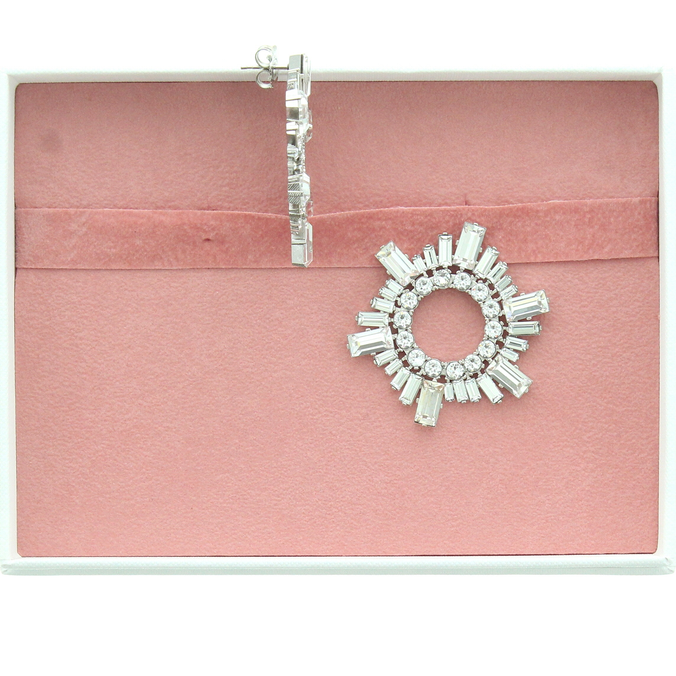 Amina Muaddi – Mini Begum Earrings White - 3