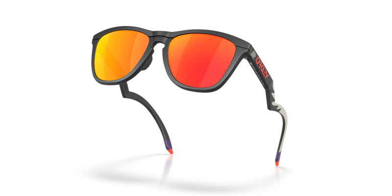 Oakley X Albino & Preto Frogskins™ Hybrid 4