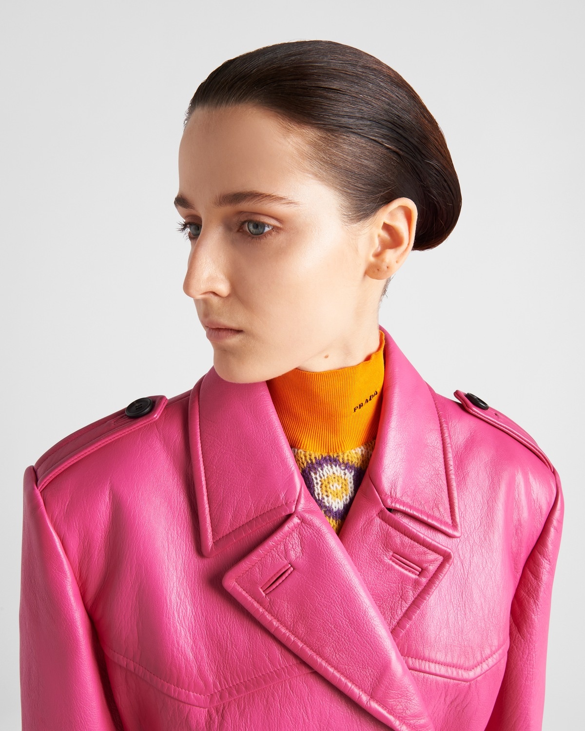 Double-breasted leather trench coat - 3