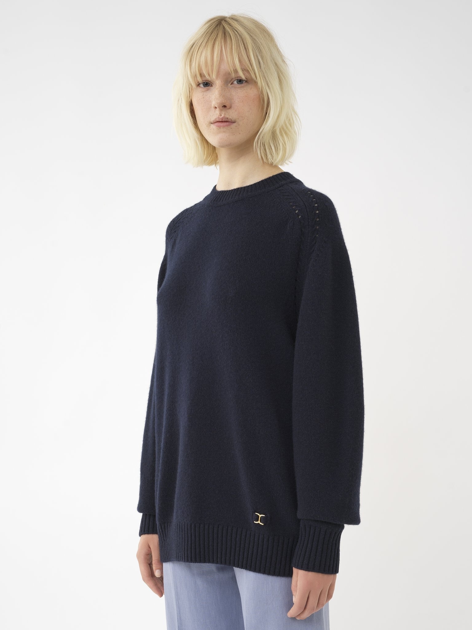 GENEROUS CREW-NECK SWEATER - 4