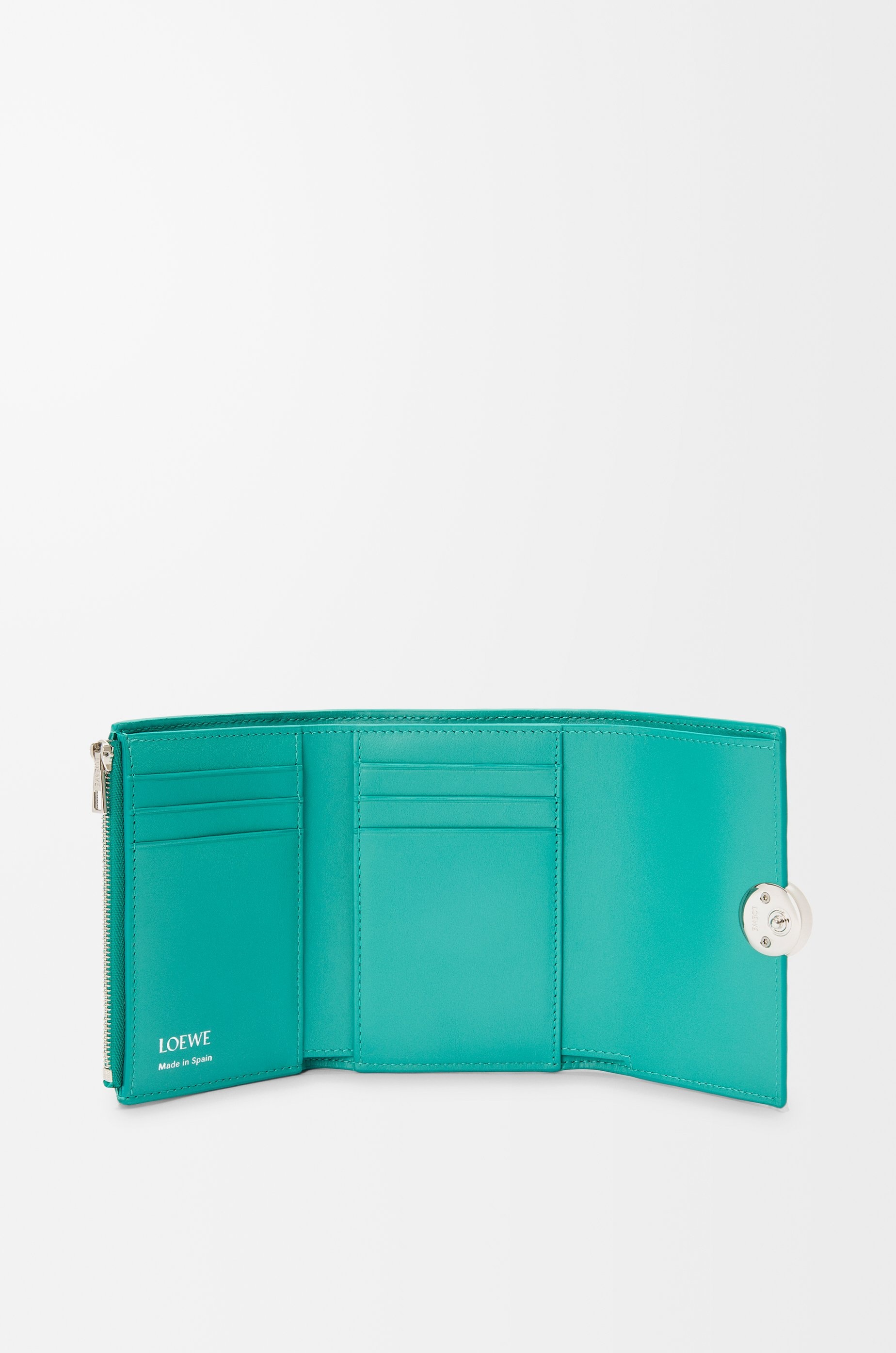 Pebble small vertical wallet in pebble grained calfskin - 2