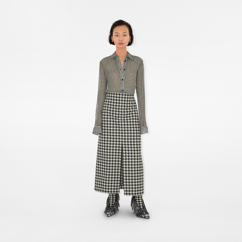 Burberry Check Wool Sweep Pumps outlook