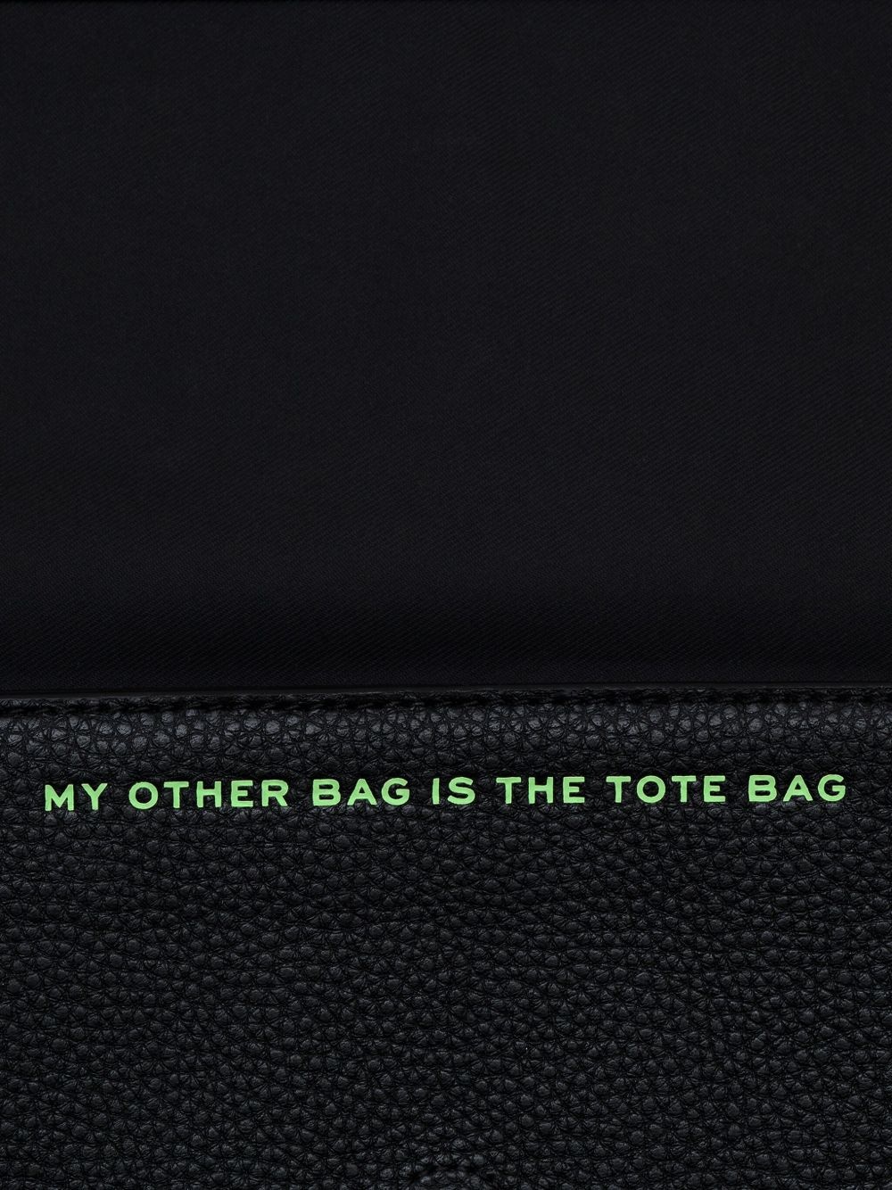 The sticker-patch mini bag - 5