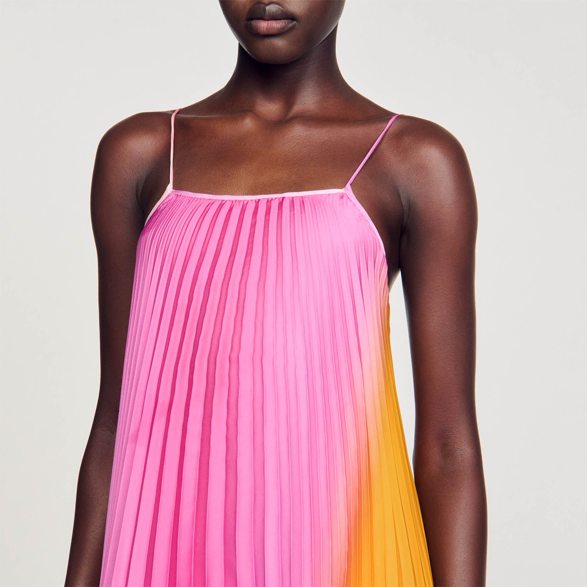 SUNRAY-PLEATED MAXI DRESS - 4