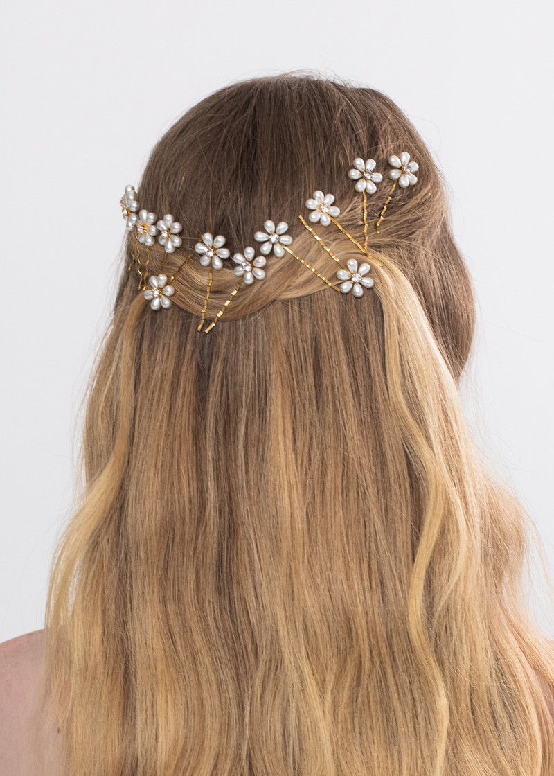 Jennifer Behr Laena Bobby Pin Set outlook
