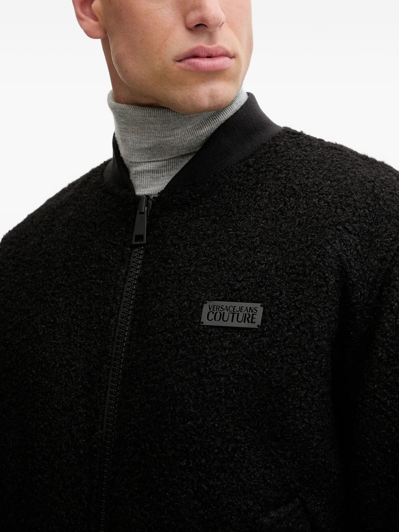 logo-detail jacket 5
