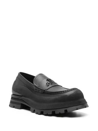Alexander McQueen Seal-logo leather loafers outlook