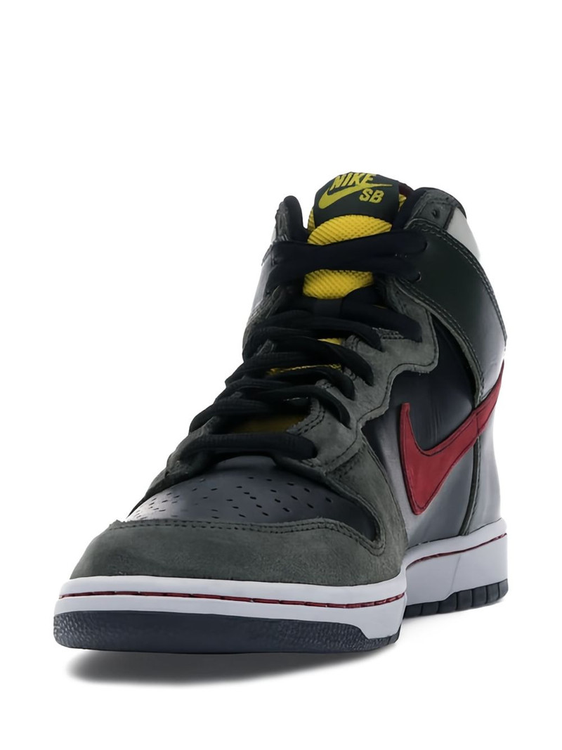 Nike Dunk High Premium SB "Boba Fett" sneakers outlook