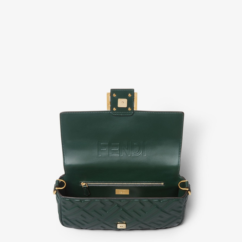 FENDI Baguette outlook