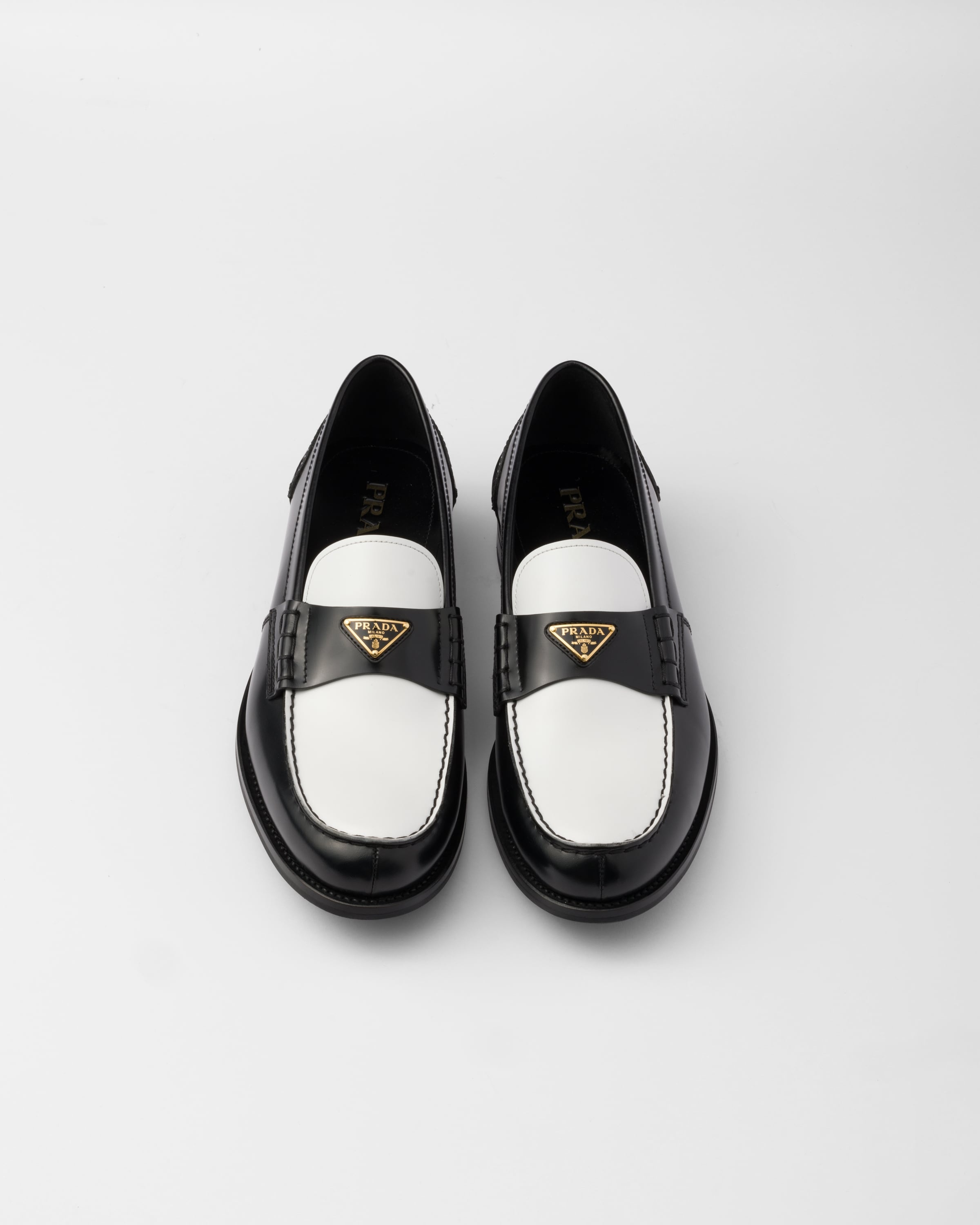 Two-tone brushed leather loafers - 4