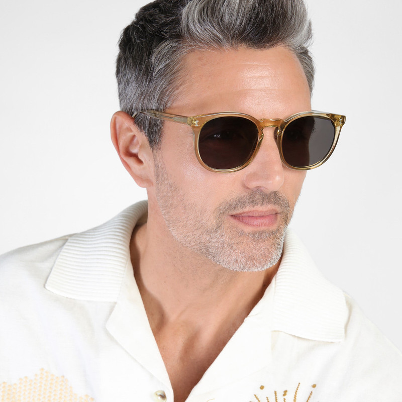 illesteva Eldridge 56 Sunglasses outlook