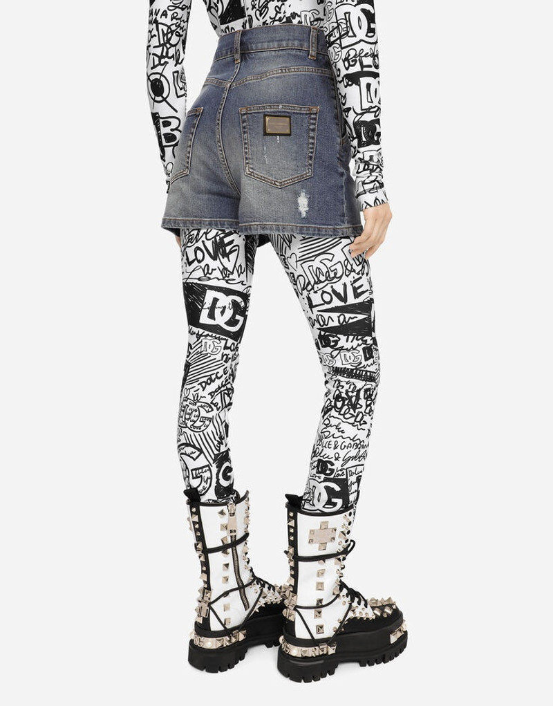 Denim shorts with ripped details 4