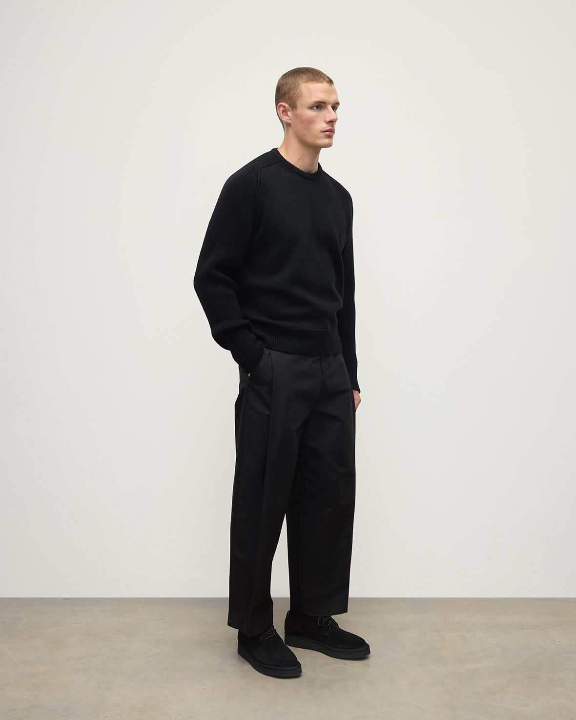 Ribbed Black Cashmere Jumper - 3