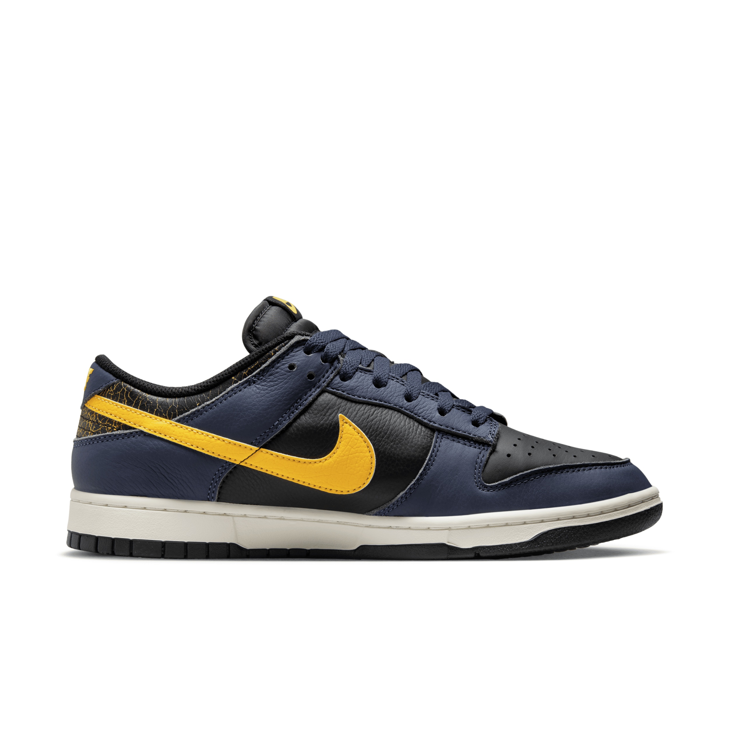 Nike Dunk Low Retro Men's Shoes - 3