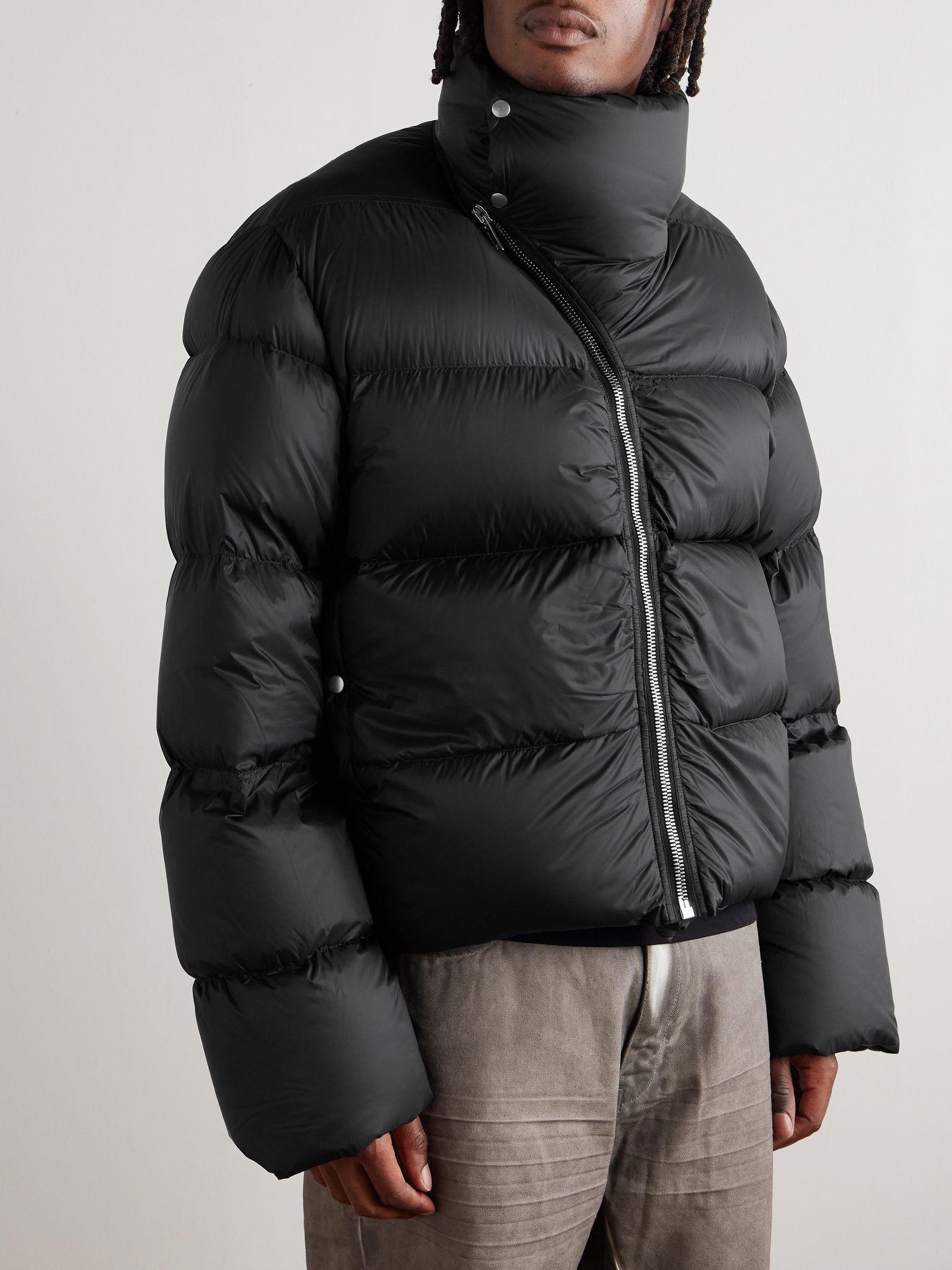 Turtle Cropped Quilted Recycled Shell Down Jacket Black - 3