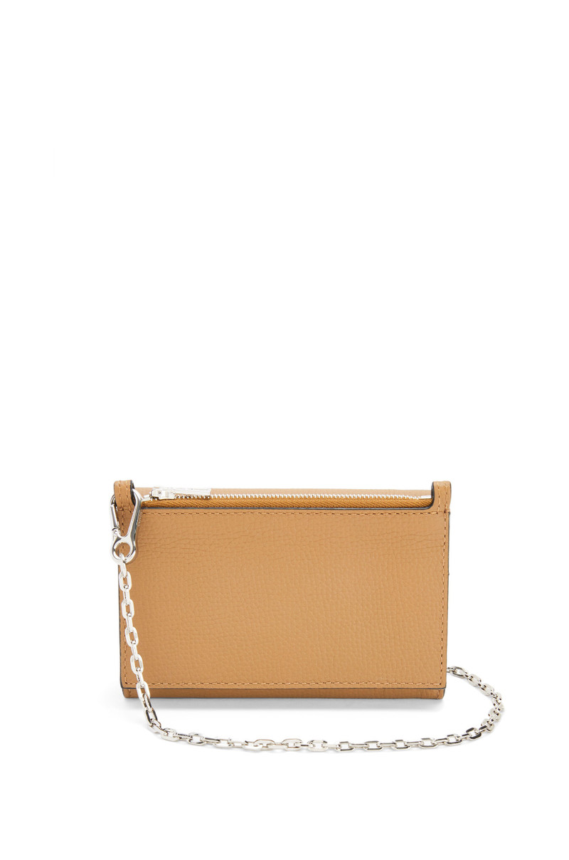 Anagram wallet on chain in pebble grain calfskin 3