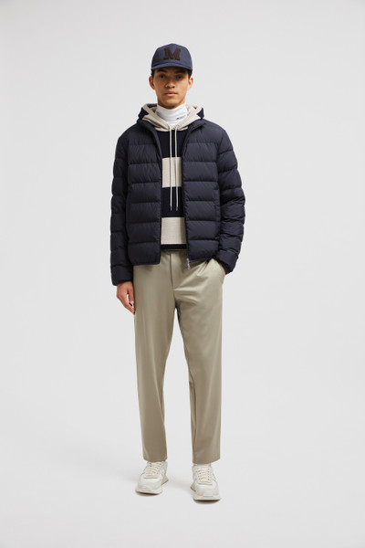 Moncler Baudinet Short Down Jacket outlook